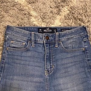 Hollister High-Rise Super Skinny Jeans